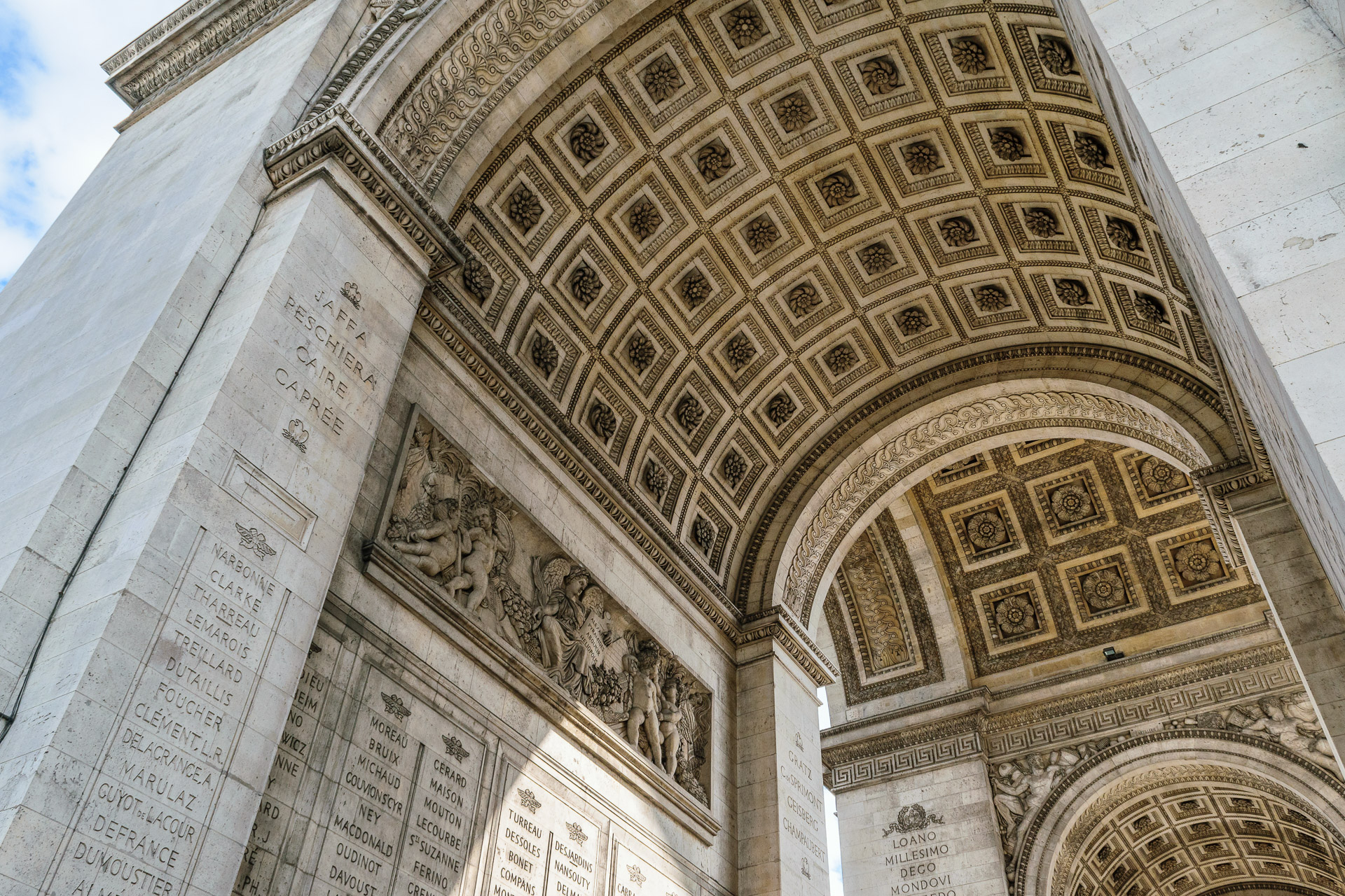 Arc de Triomphe Blick nach oben