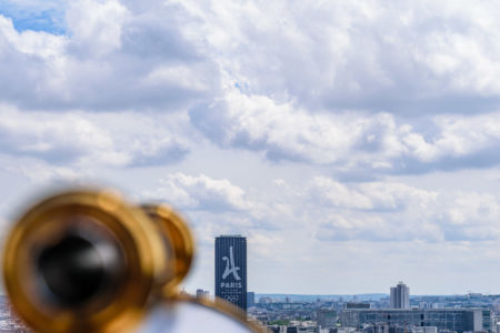 Blick vom Eiffelturm auf den Tour Montparnasse